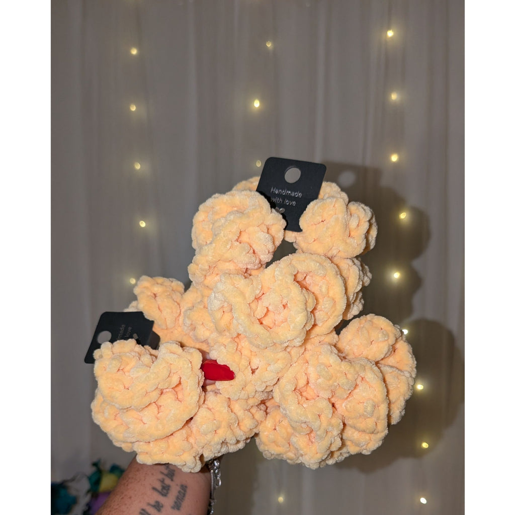 SCRUNCHIES!!! Multiple colours.